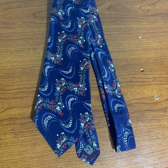 Dior Other - Christian Dior Monsieur Vintage Silk Tie